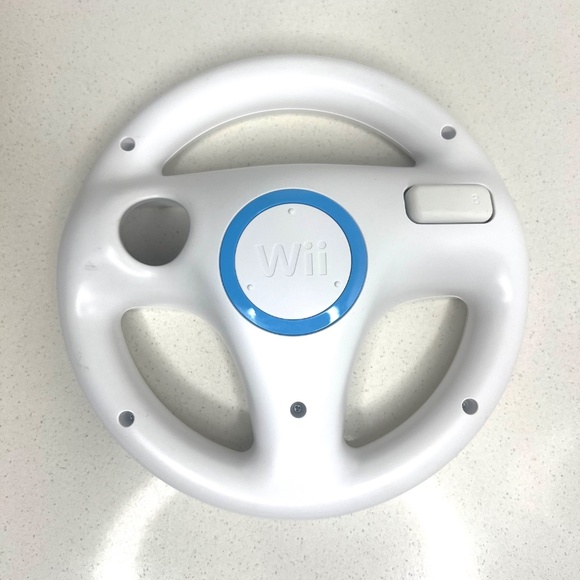 Nintendo Wii Mario Kart Video Game and Steering Wheel - Picture 6 of 8